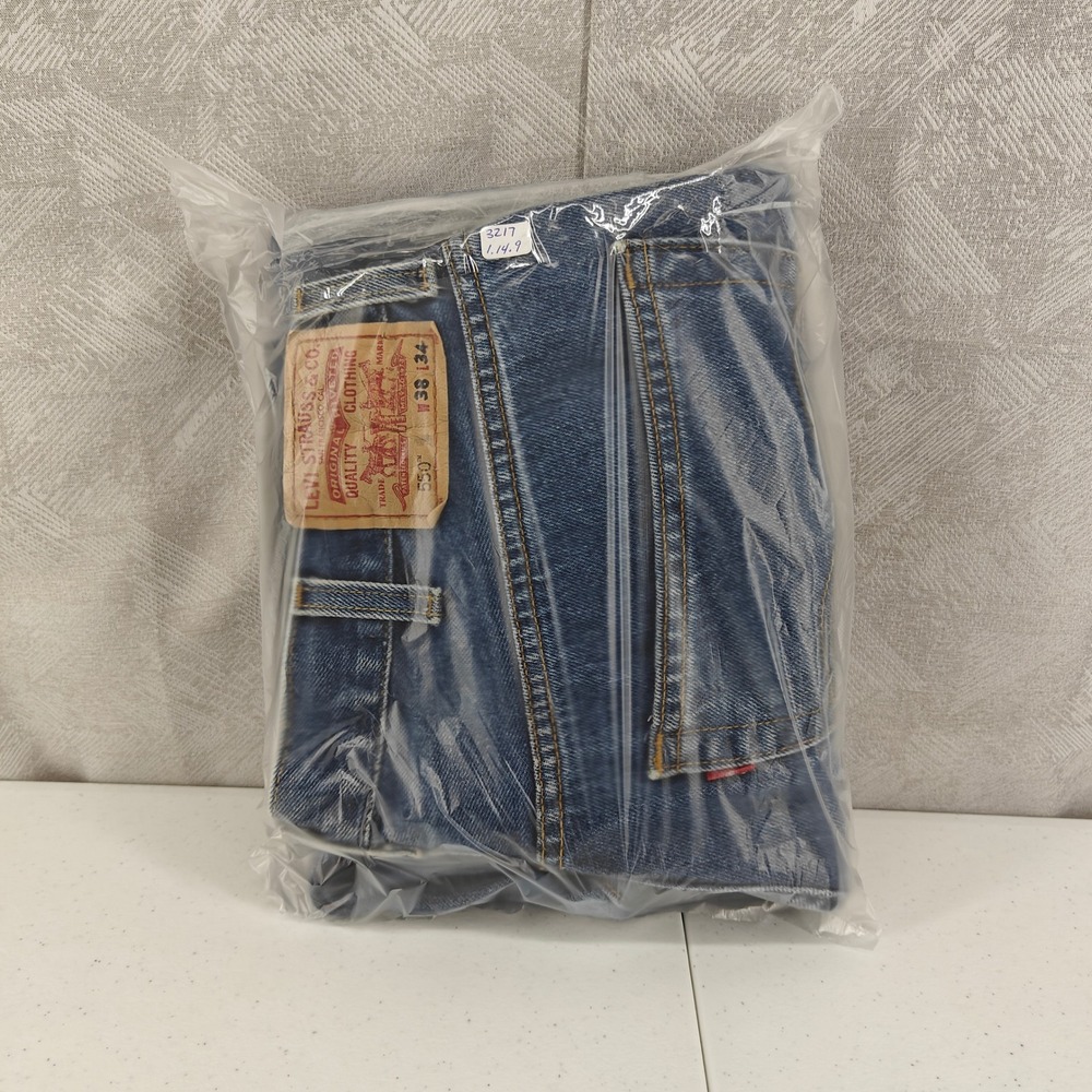 Levi 550 Jeans Mens 38x34 "36x32.5 Actual" Blue Relaxed Fit Tapered Leg Denim - Picture 10 of 11